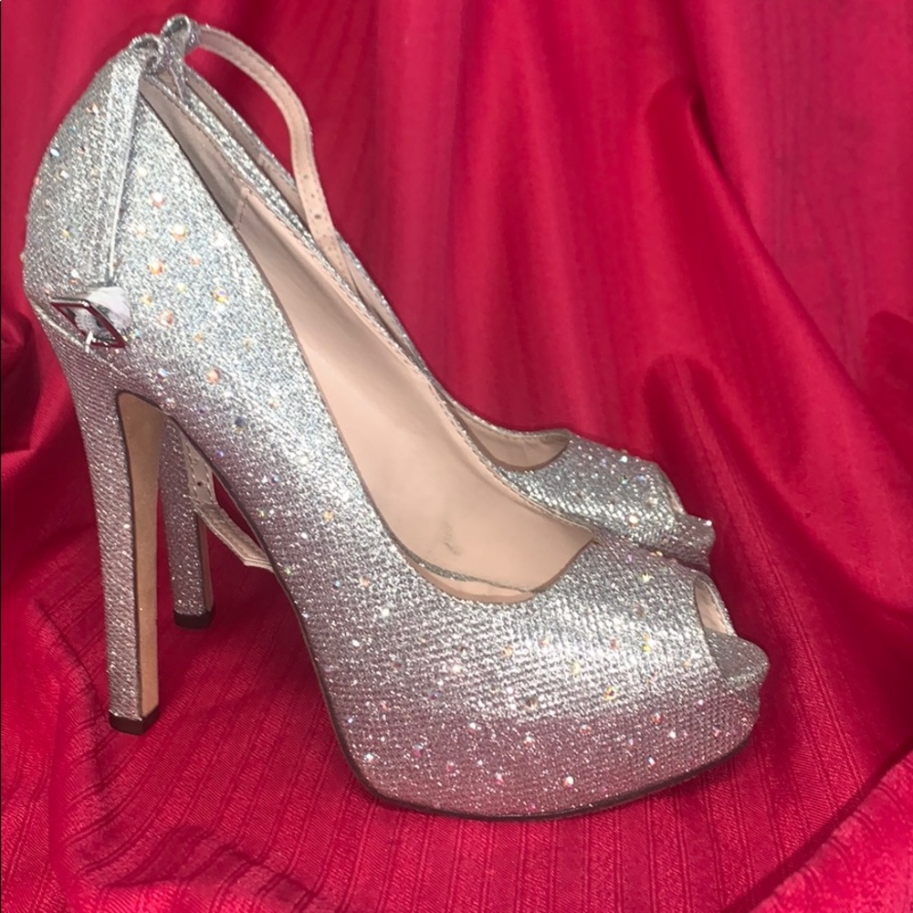 high heels - Picture 4 of 4